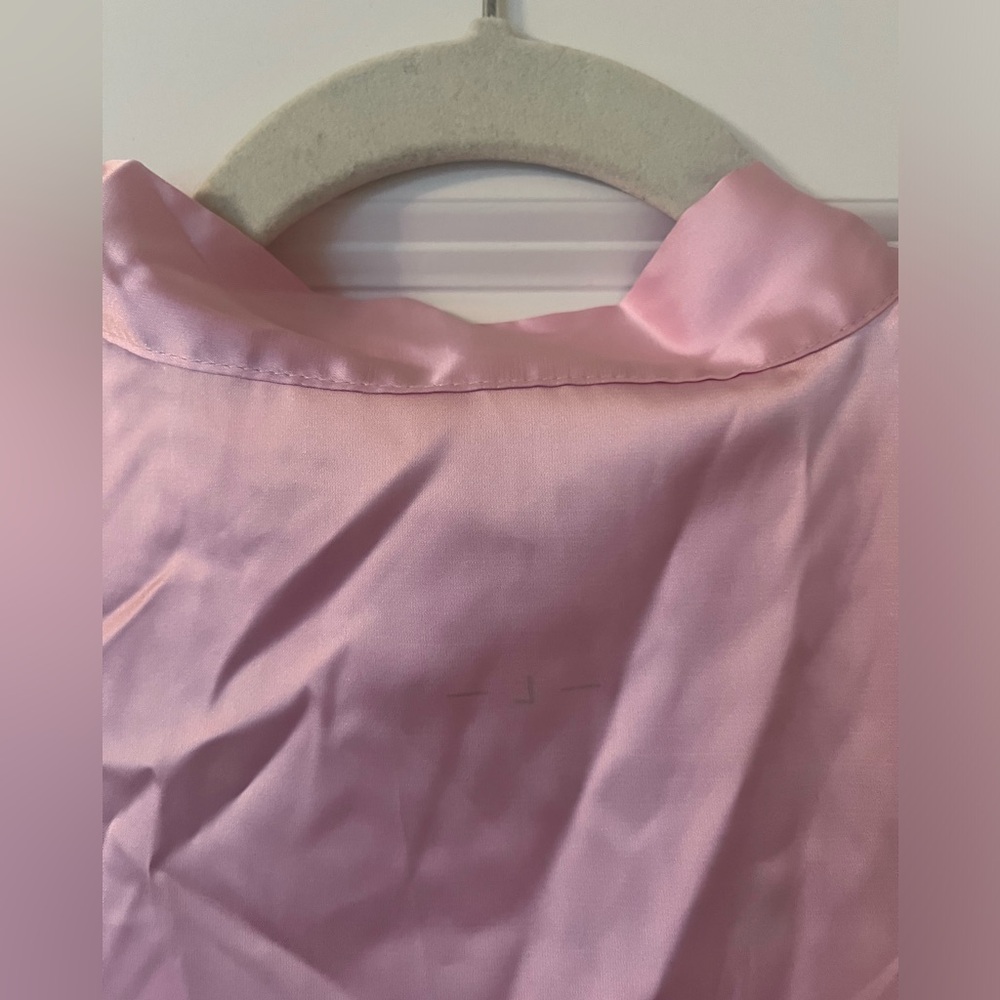 Pink Robe - Picture 6 of 6
